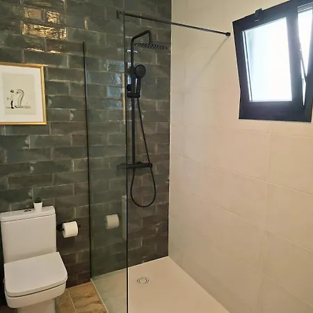 Villa Oasis With Heated Pool, Jacuzzi, And Comfort